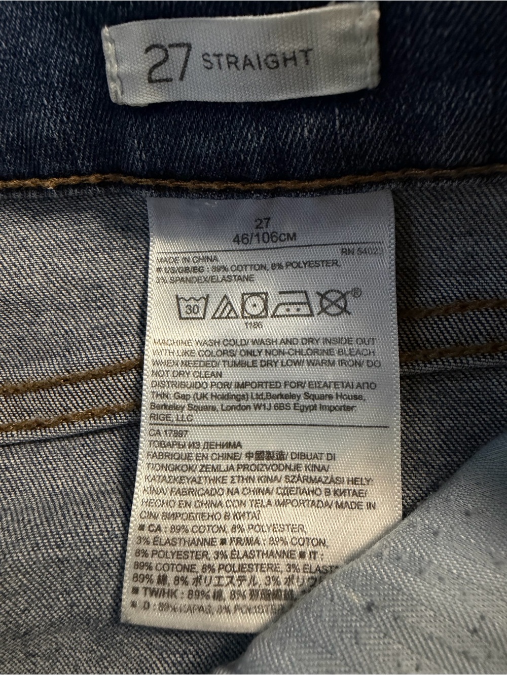 Banana Republic Premium Denim Women’s Straight-Leg Distressed Jeans, Size 27. - Picture 3 of 4